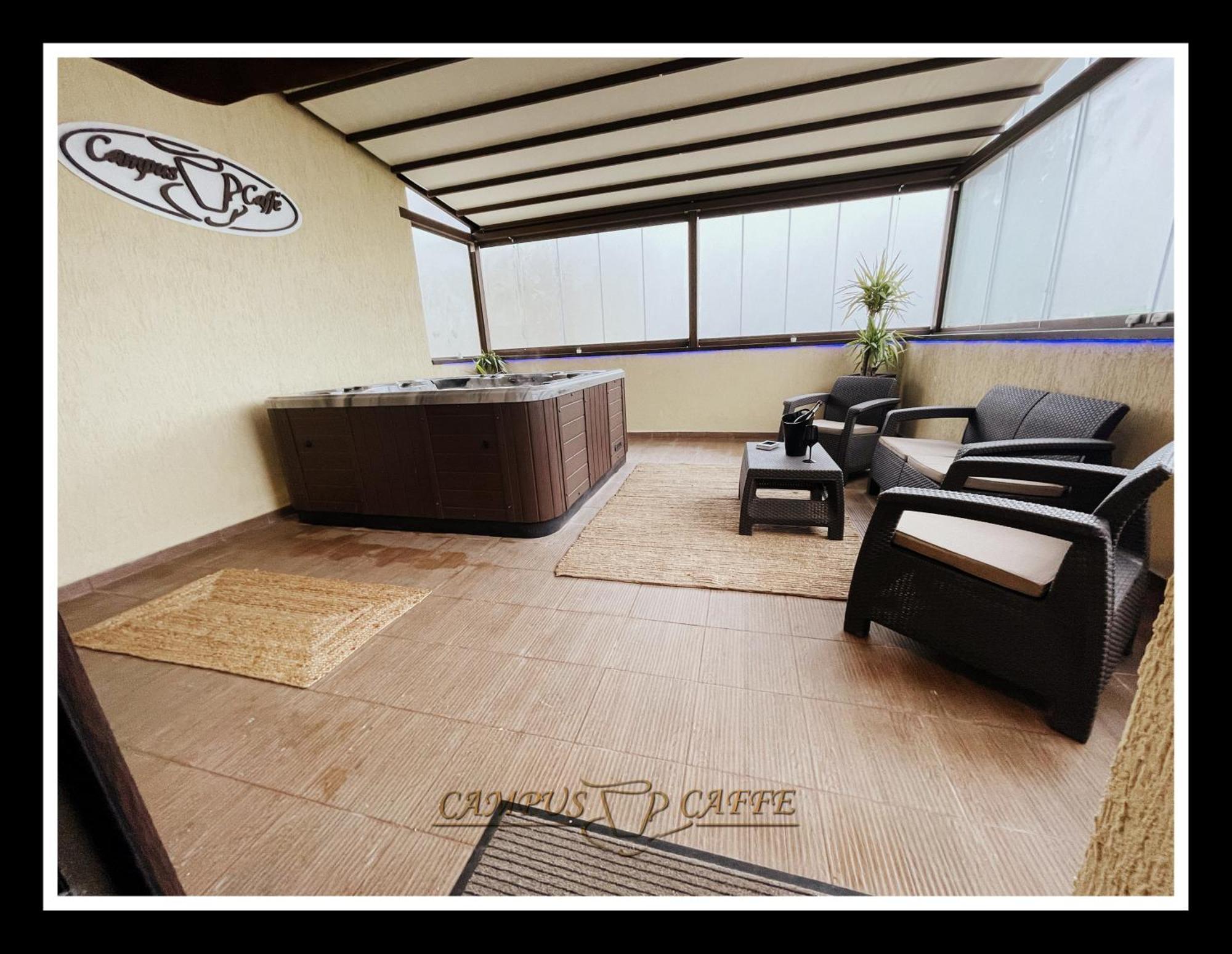 Hotel Campus Caffe Mansion Buzau Zimmer foto